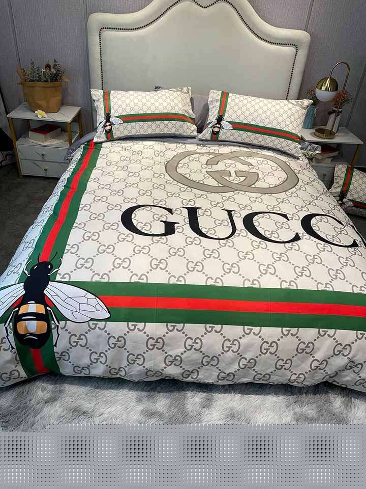 夏用寝具 Gucci